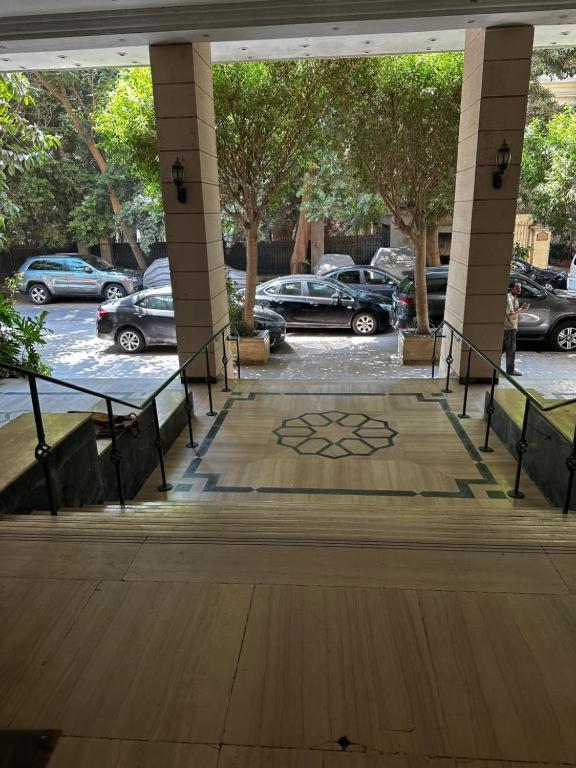 Zamalek Apartment *